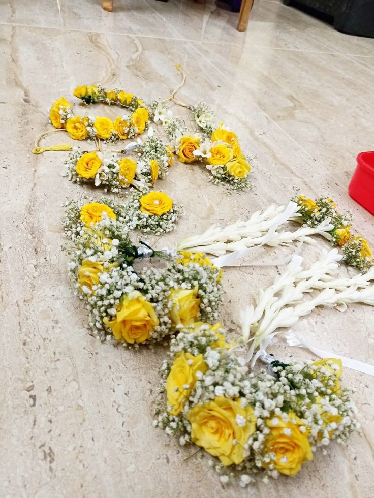 Yellow Rose Fresh Flower Jewelry Set – Bridal Haldi & Mayun Floral Accessories